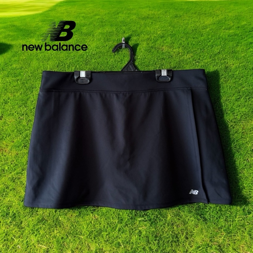 ❌SOLD❌New Balance Black Athletic Skort - Picture 3 of 13